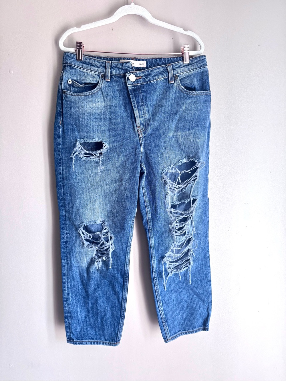 Asos Remo Denim Jeans Distressed Denim Redone Recycled Denim Crossover 30 / 30